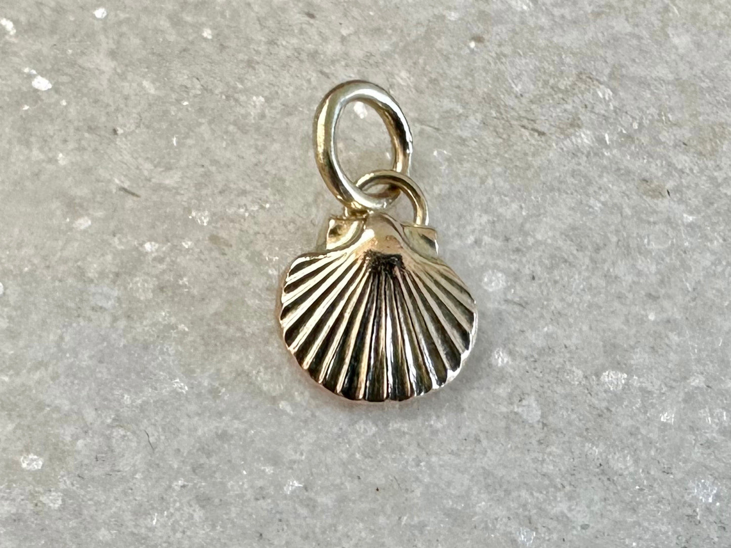 Solid 9ct gold Scallop Seashell pendant charm necklace, handmade from recycled 9ct gold, made to order
