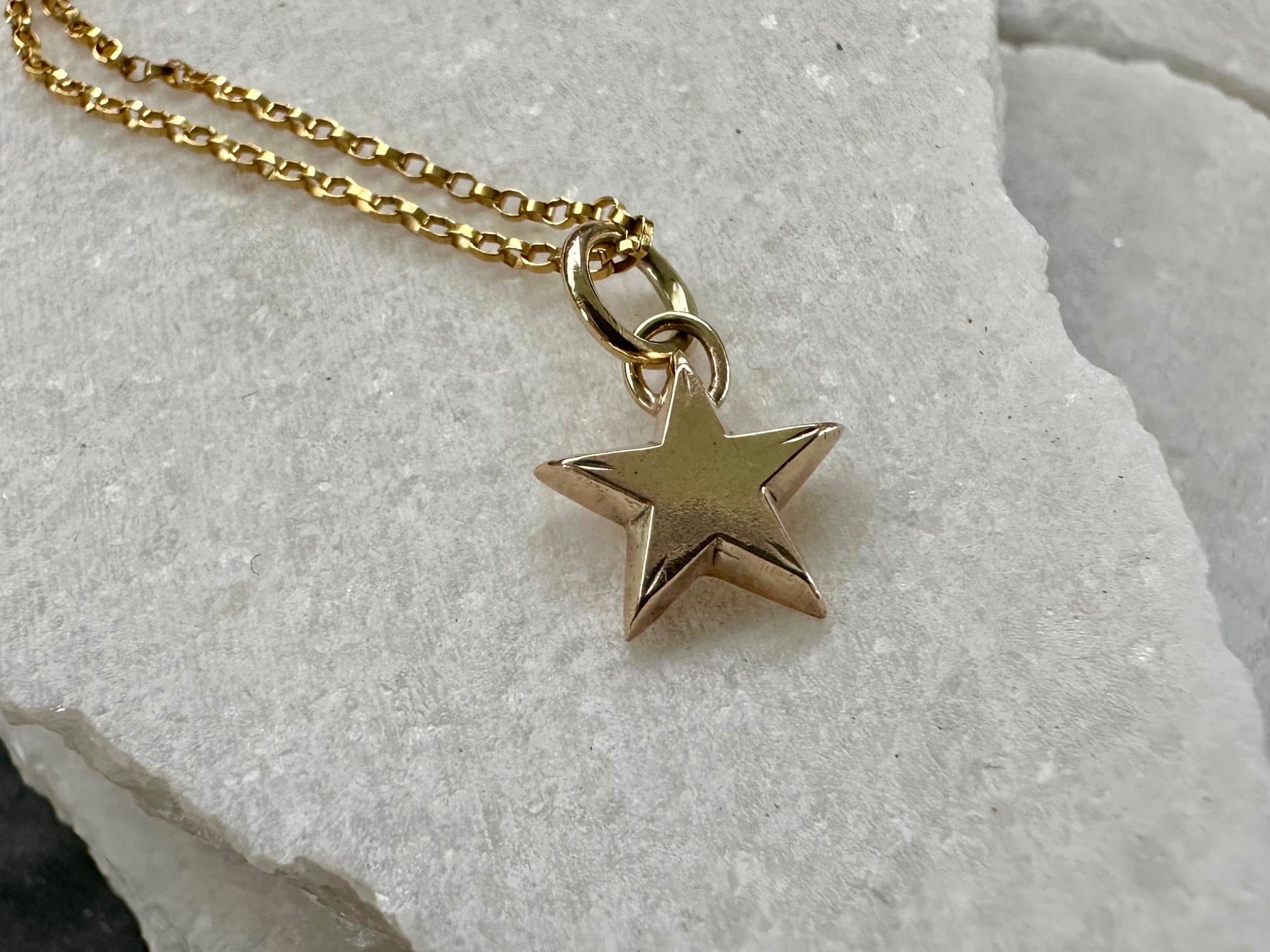 Solid 9ct Gold Star Charm