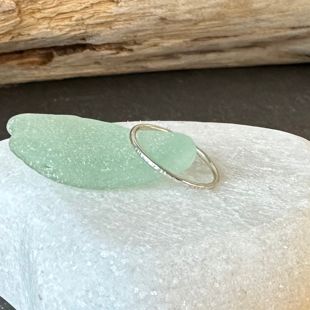 
                  
                    Set of Two Skinny 1.2mm 925 Sterling silver rings, Plain Ring, Hammered Ripple Pattern, Simple Minimalist Ring Band,
                  
                
