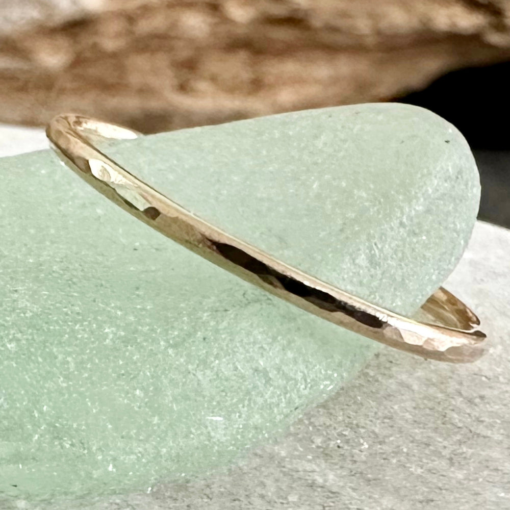 Solid 9ct Gold Ring, 1.2mm, 1.5mm 1.8mm, Facet Hammered Effect Minimalist Ring, Hallmarked Handmade Gold Stackable Ring, Custom Wedding Band
