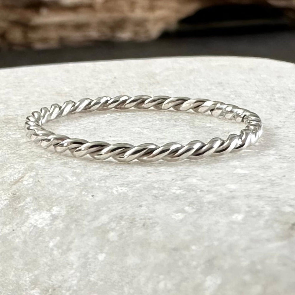 
                  
                    925 Sterling Silver Twisted  Ring Band, Handmade Minimalist Ring Band, 1.5mm Stacking Ring, Skinny Thumb Ring
                  
                