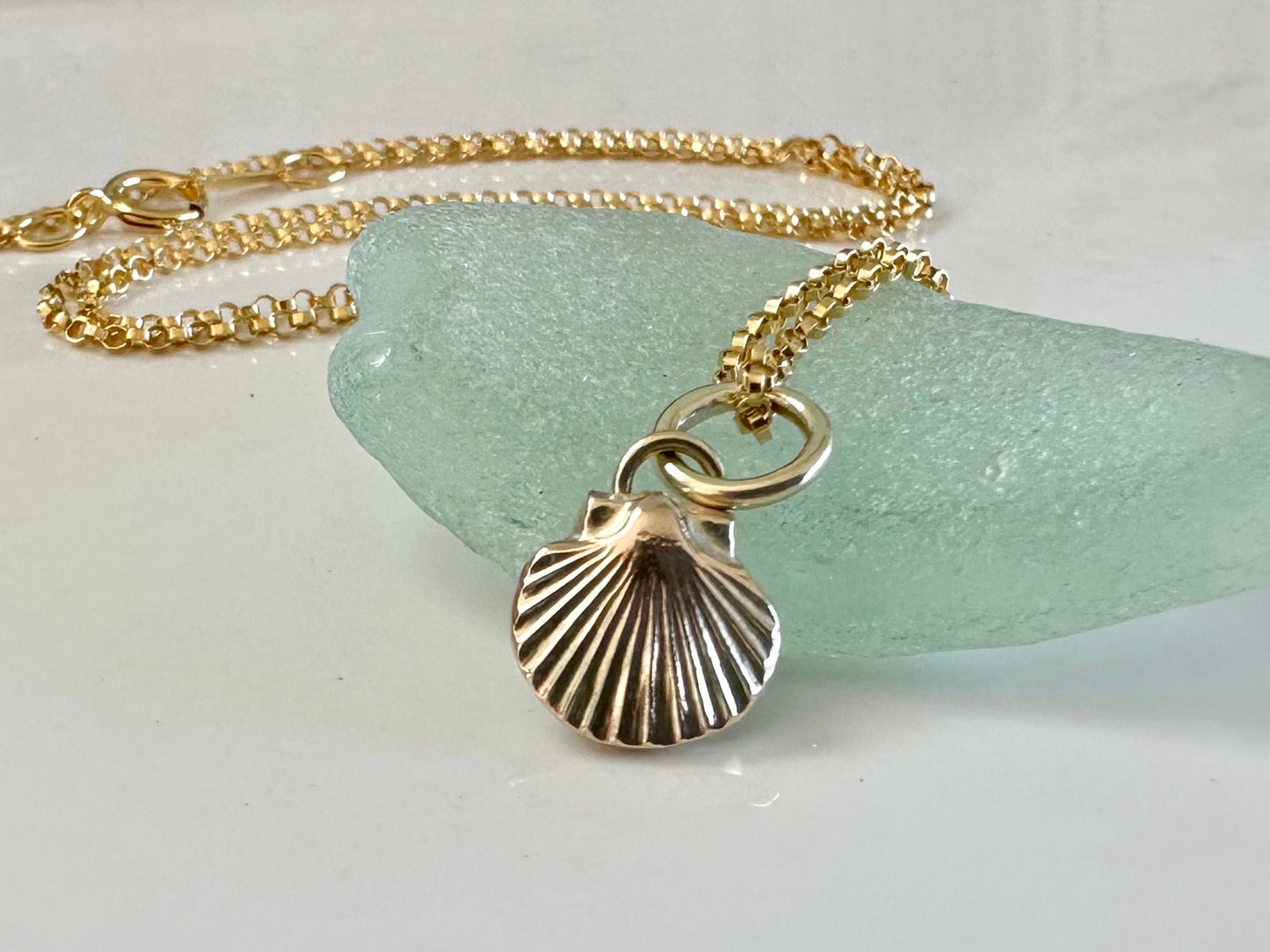 Hallmarked solid 9ct gold Scallop Seashell pendant charm necklace, handmade from recycled 9ct gold, Ready to ship